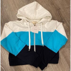 Full Zip Doublju Cropped Hoodie Size Medium‎